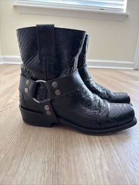 Vintage Sendra Biker Boots Harness Black Leather Snake Size 7 US Women 37